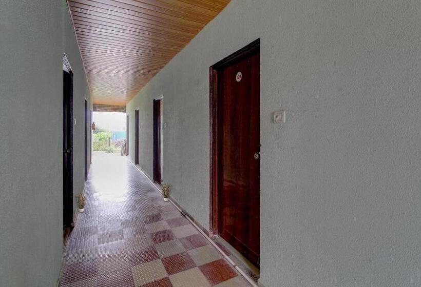 Hotelli Flagship Shrusti Lodge