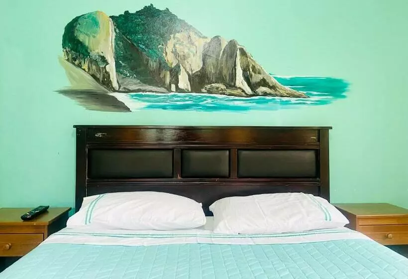 ペンション Hostal Costa Morena