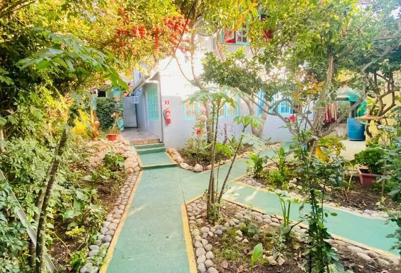 ペンション Hostal Costa Morena