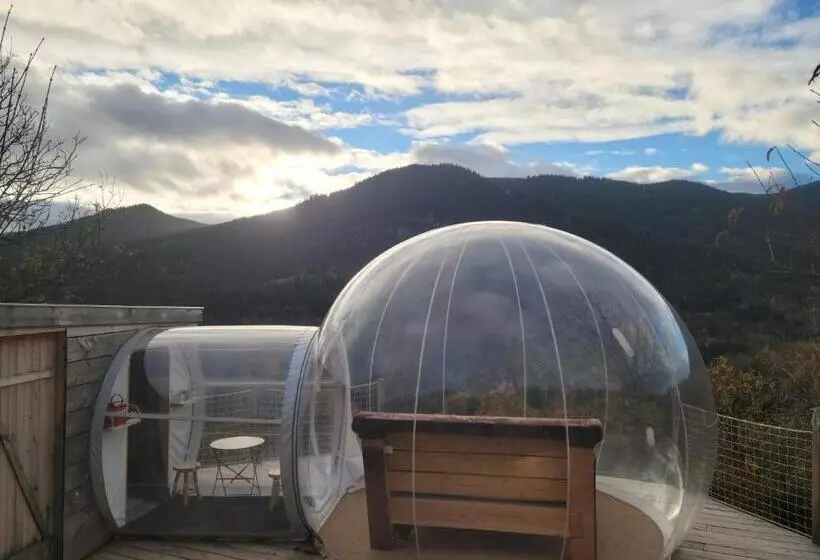 Aamiaismajoitus (B&B) La Bulle D Ardèche