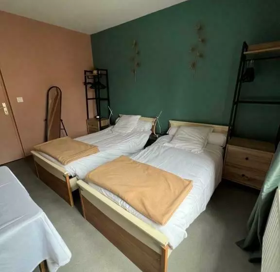 Hotelli Hôtel De Guise Sarl