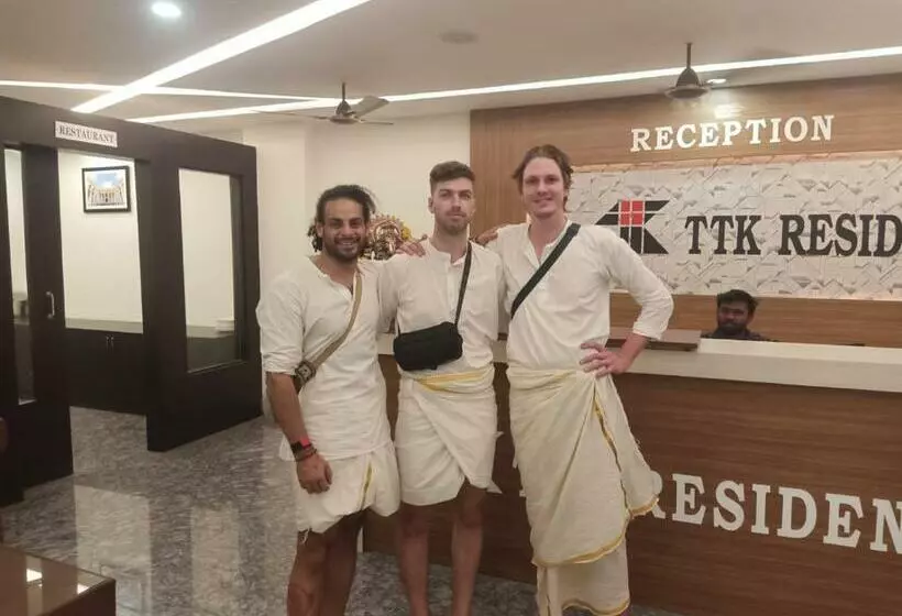 ホテル Ttk Residency