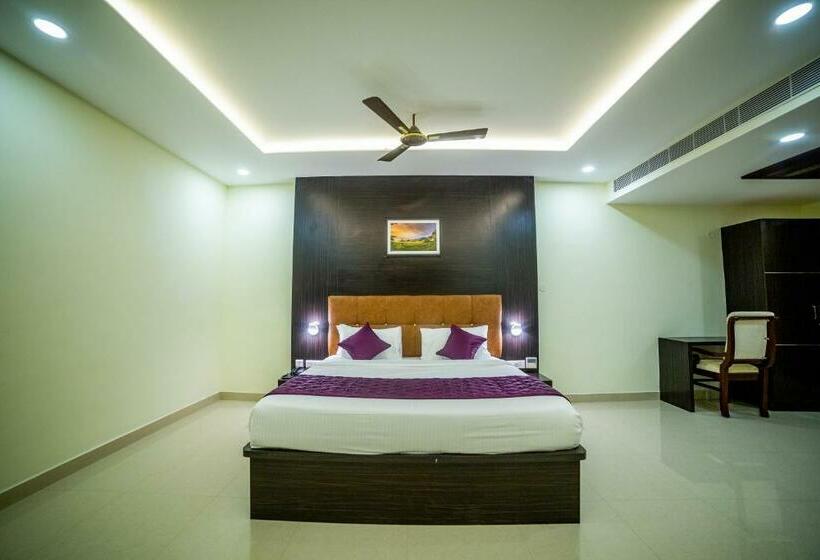 Hotel Ttk Residency