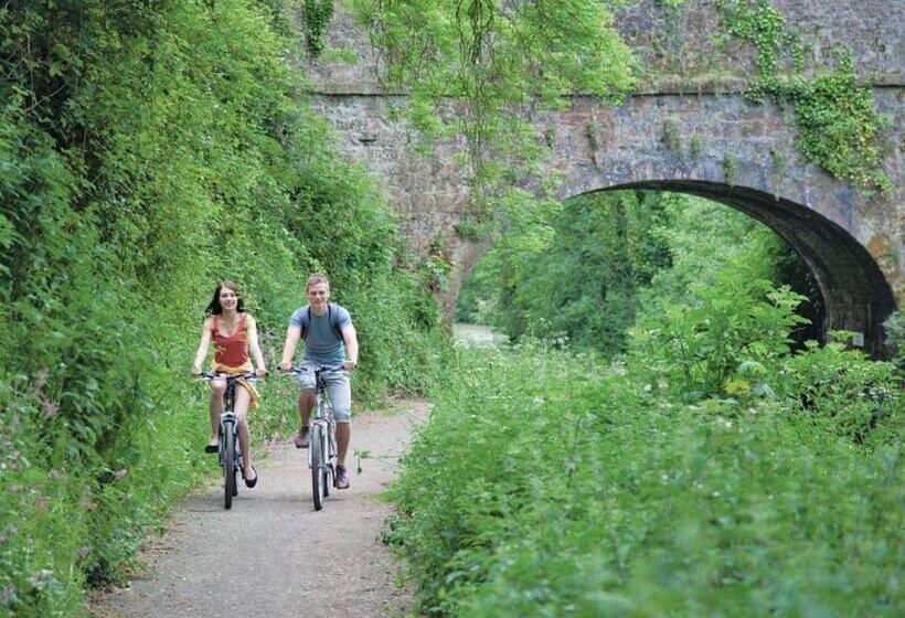 渡假胜地  Whipcott Water