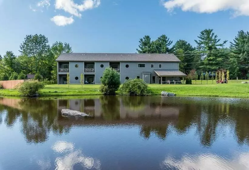 Retkeilymaja Spencertown Inn