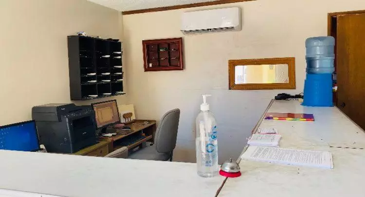 ホテル Empalme Inn