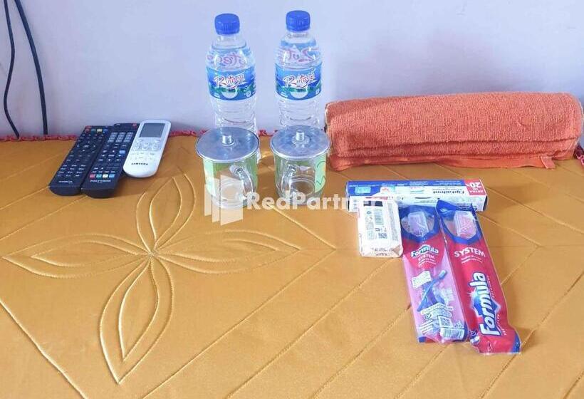 Reddoorz At Hotel Gloria Borong Labuan Bajo