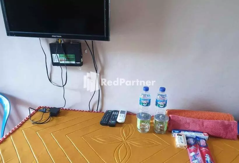 Reddoorz At Hotel Gloria Borong Labuan Bajo