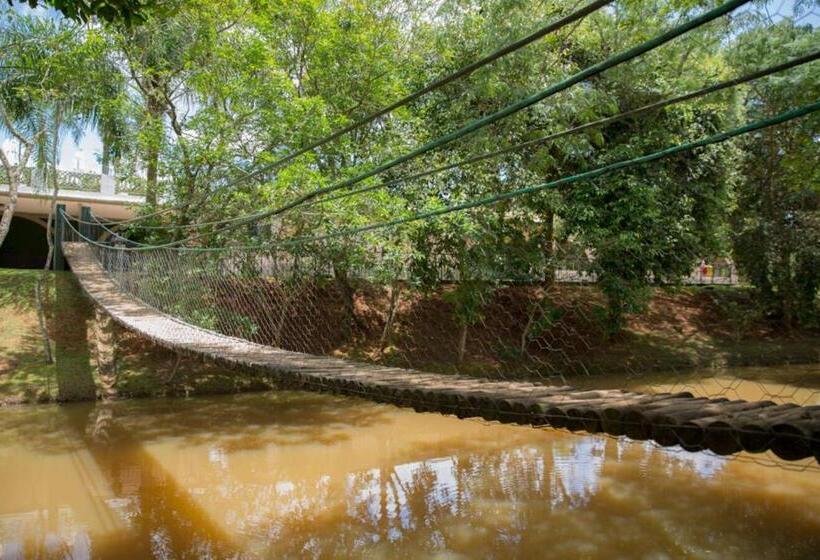 渡假胜地  Parque Hotel Pimonte