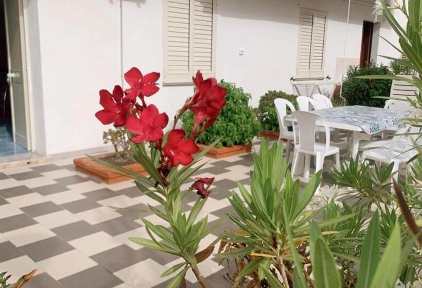 Tea Isola Dino Hotel & Home Praia A Mare