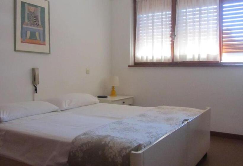 فندق Da Ruggero   100m Dal Porto