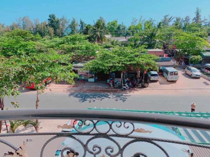 Hotel Khách Sạn Bảy Tâm Khách Sạn Gần Dinh Thầy Thím Biển Lagi