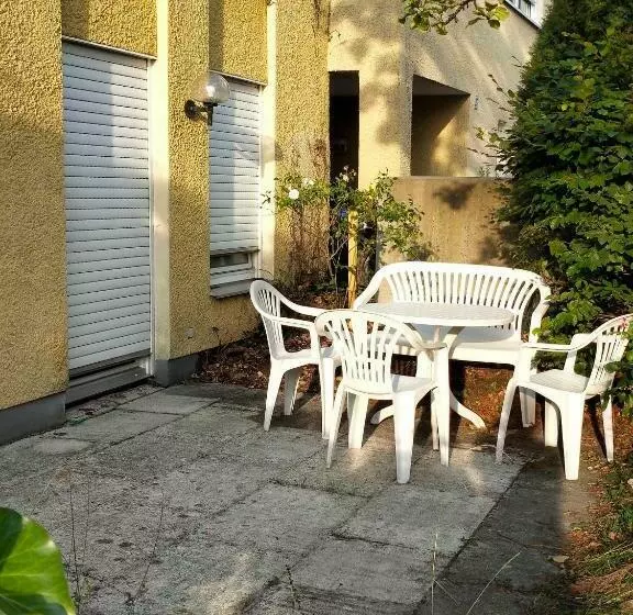 Hotelli Sonnige Eg_wohnung Mit Garten Terr
