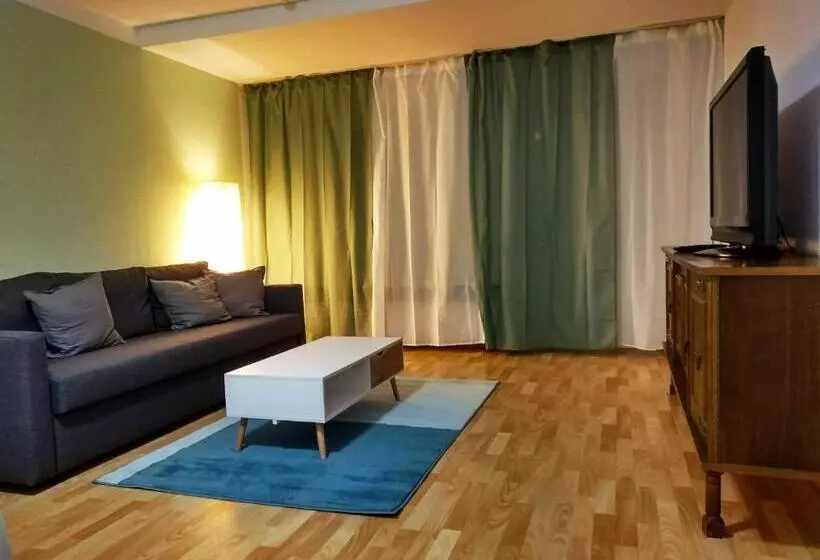 Hotelli Sonnige Eg_wohnung Mit Garten Terr