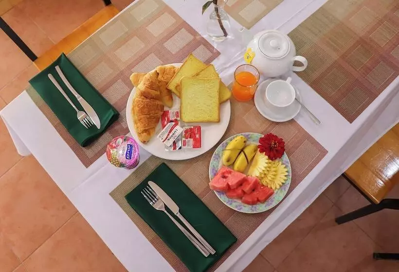 Hotelli Villa Indochine D Angkor