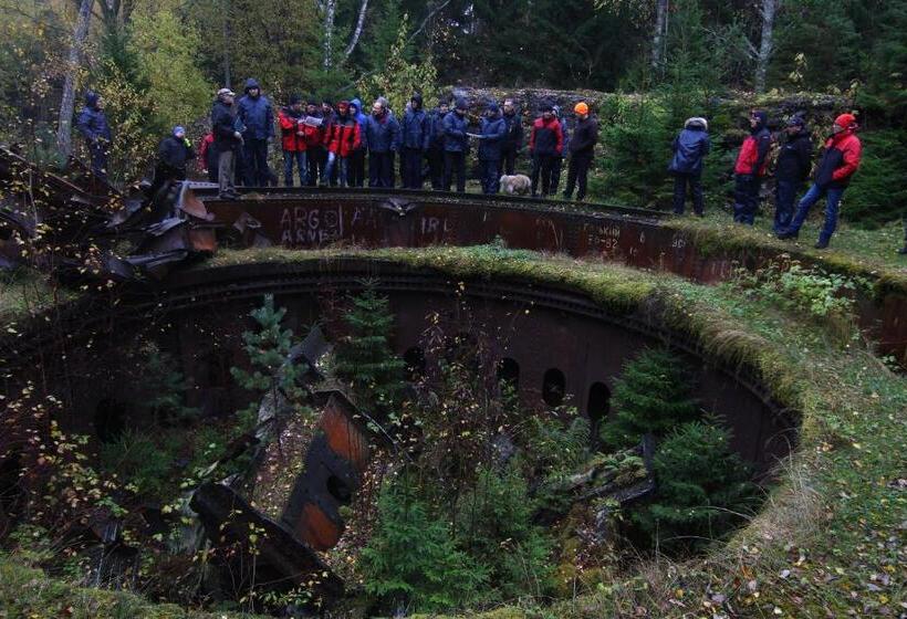 پانسیون Naissaare Guesthouse Külalistemaja