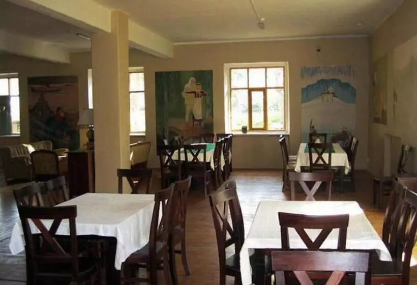 پانسیون Naissaare Guesthouse Külalistemaja