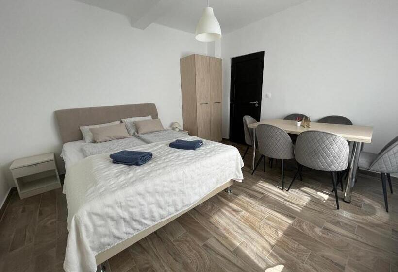 پانسیون New Beachapartman