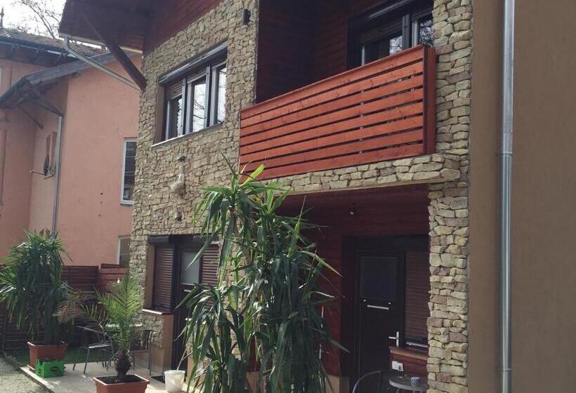 پانسیون New Beachapartman