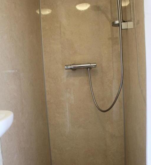 ペンション The Guesthouse By The Fjord