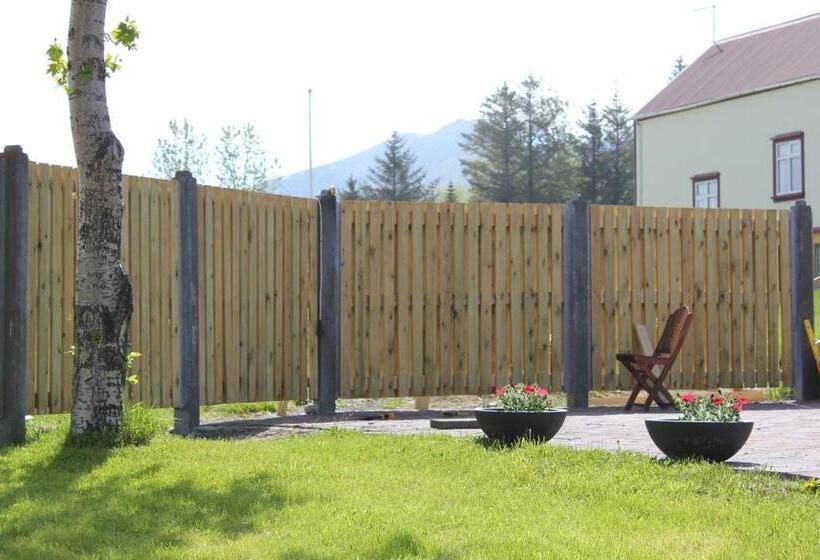 ペンション The Guesthouse By The Fjord