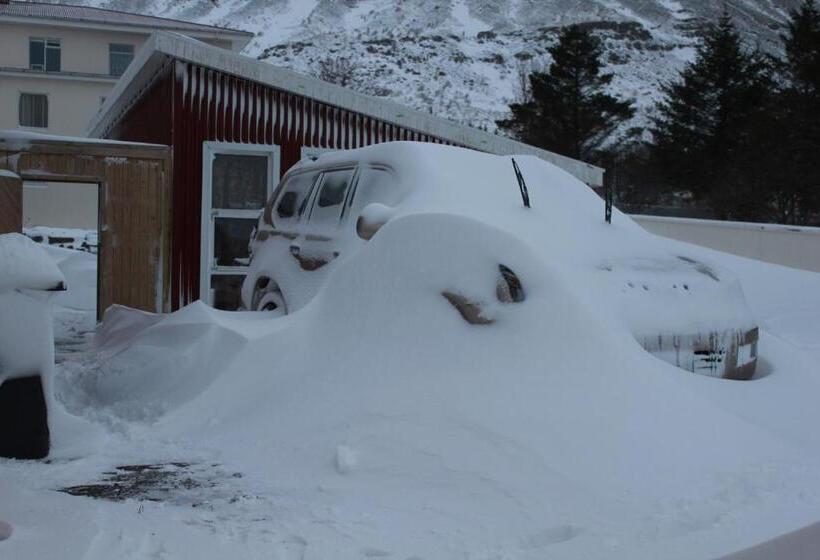 ペンション The Guesthouse By The Fjord