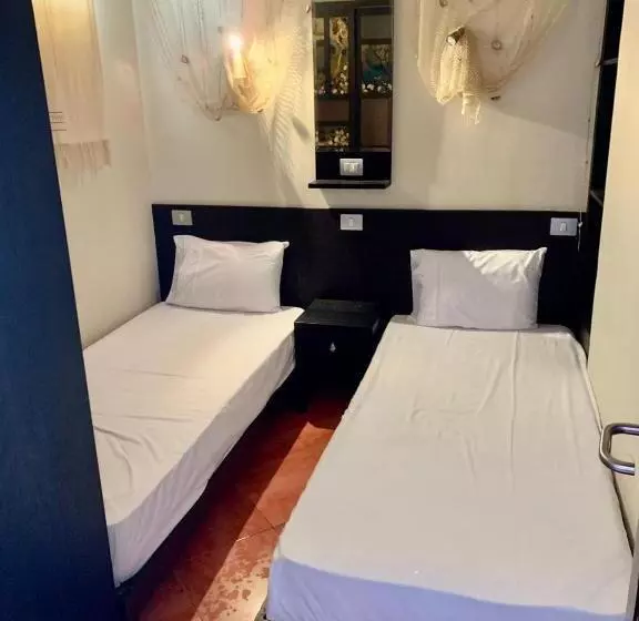 استراحتگاه Porto Marina Hotel Apartments