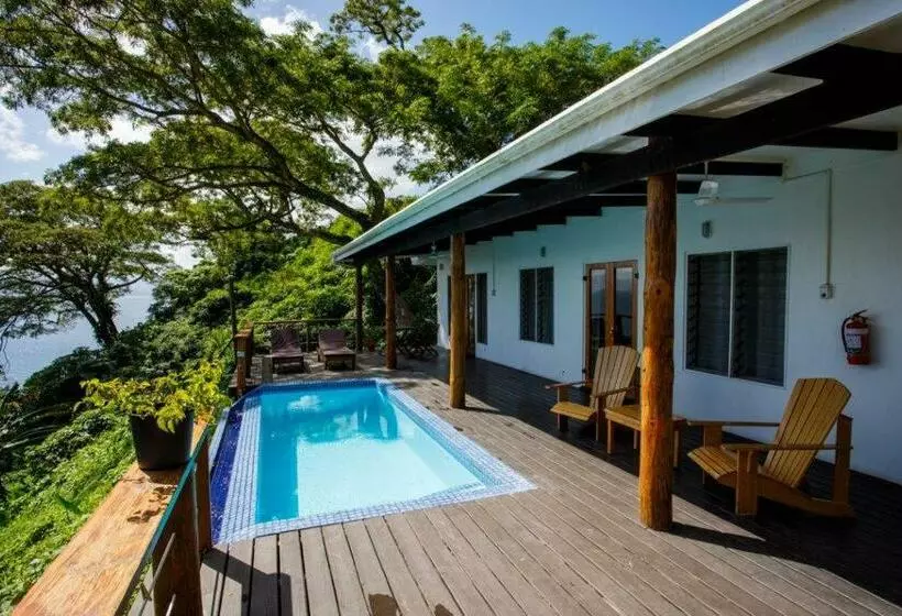 Daku Resort