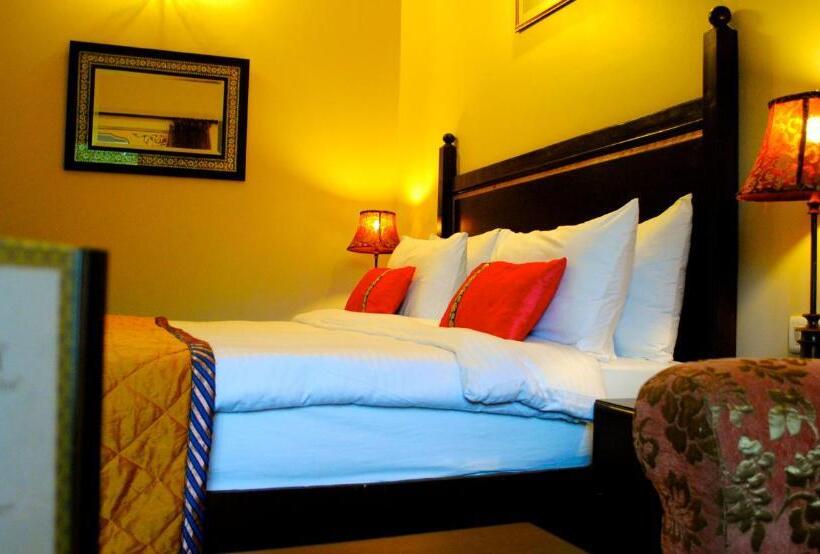 호텔 Anuraga Palace