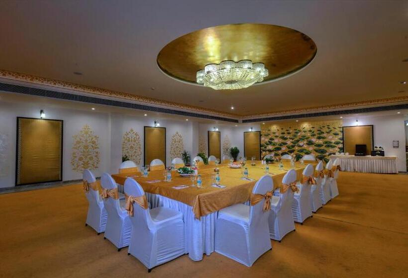 호텔 Anuraga Palace