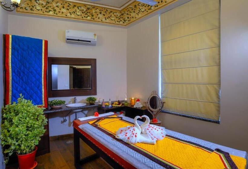 호텔 Anuraga Palace