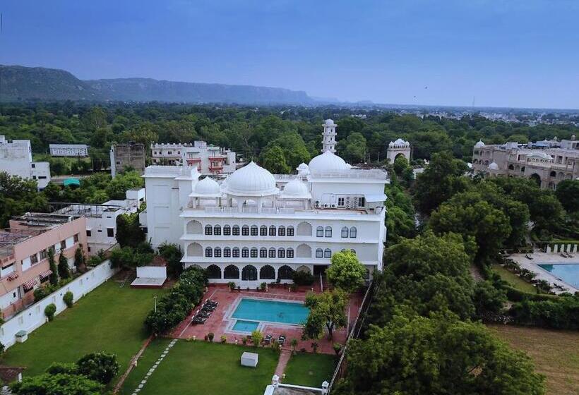 호텔 Anuraga Palace