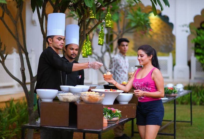 호텔 Anuraga Palace