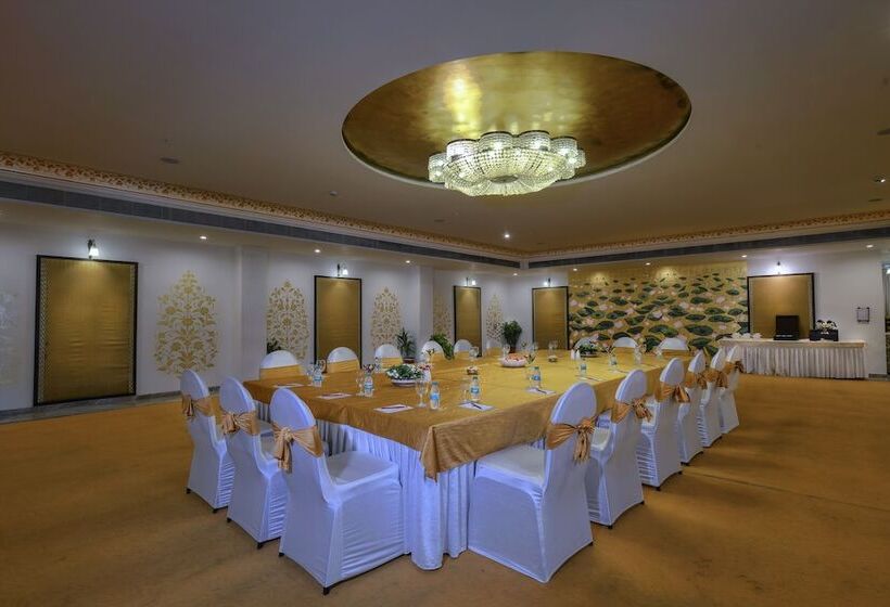 호텔 Anuraga Palace