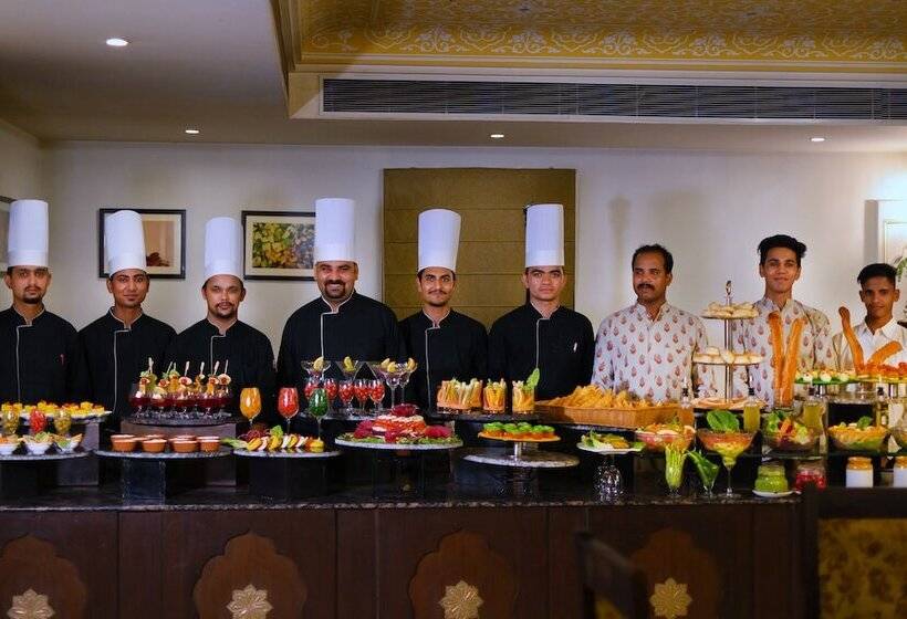 호텔 Anuraga Palace