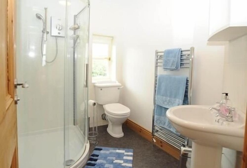 هتل Bay Cottage Bed & Breakfast