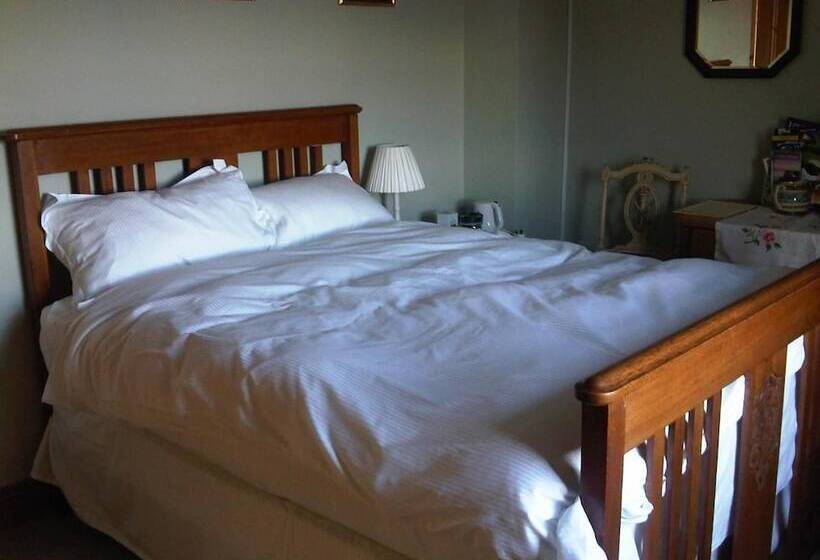 هتل Bay Cottage Bed & Breakfast