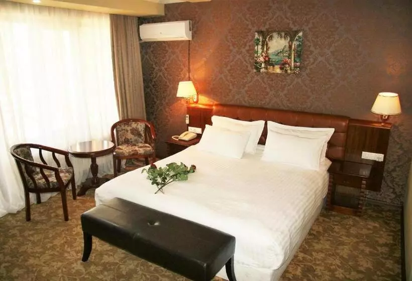 هتل Borjomi Palace Health & Spa Center