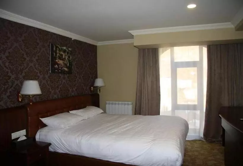 هتل Borjomi Palace Health & Spa Center