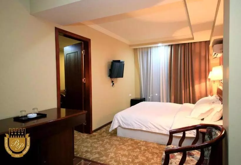 هتل Borjomi Palace Health & Spa Center