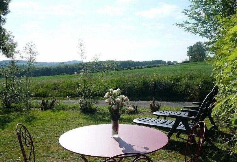 هتل Chalets Des Mousquetaires