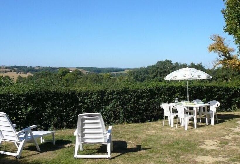 هتل Chalets Des Mousquetaires