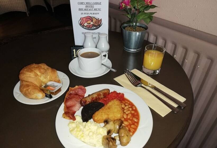 فندق Corn Mill Lodge