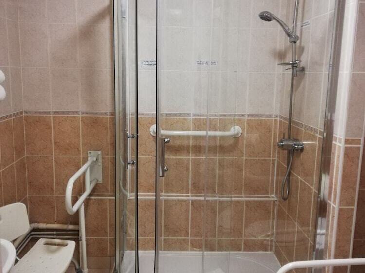 فندق Corn Mill Lodge