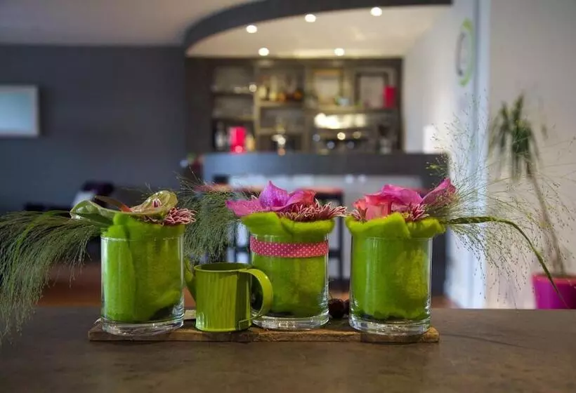 ホテル Cozy Hôtel Logis Morlaix