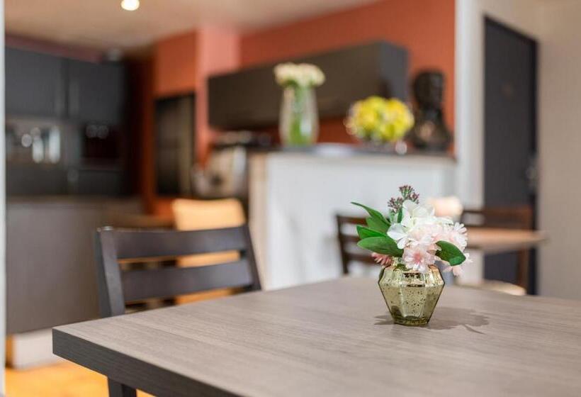 בית מלון כפרי Hôtel Hoche