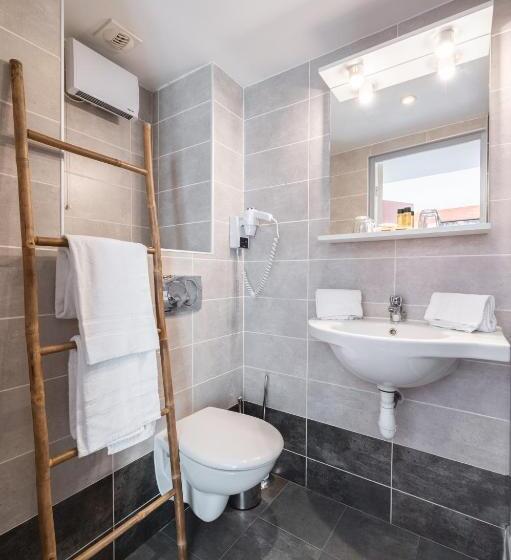 בית מלון כפרי Hôtel Hoche