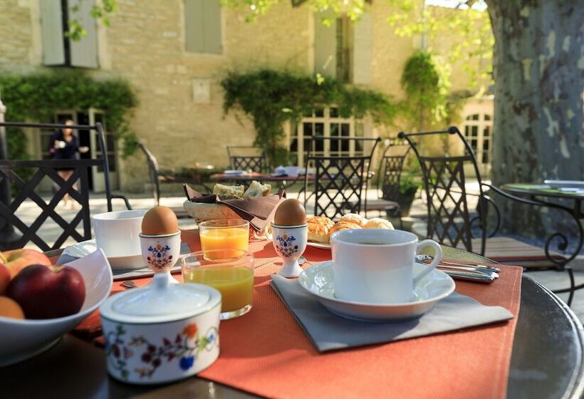 هتل Hôtel Mas Valentine