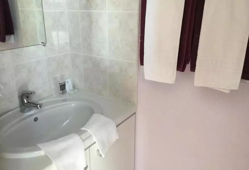 هتل Hôtel Bellevue Bagnoles Normandie