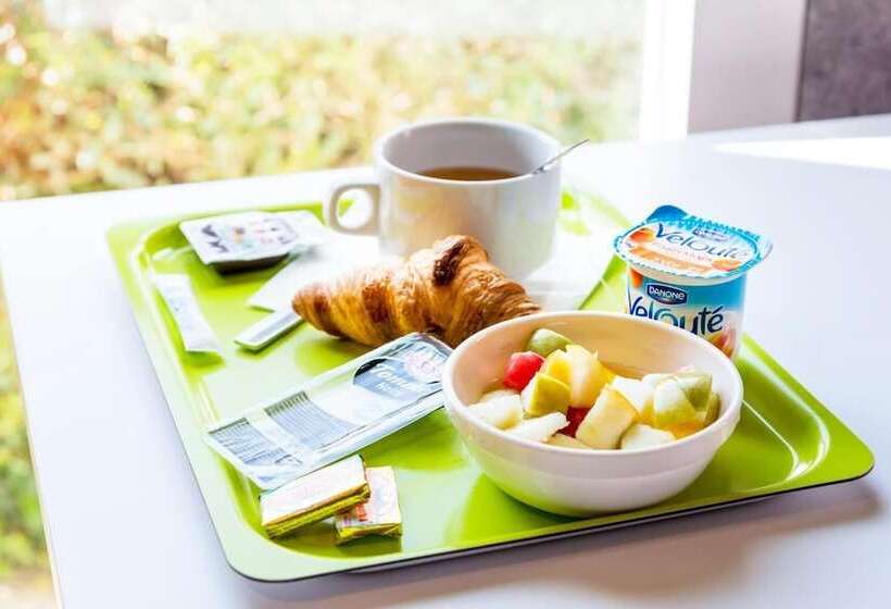 ホテル Ibis Budget Clermont Ferrand Le Brezet Aeroport